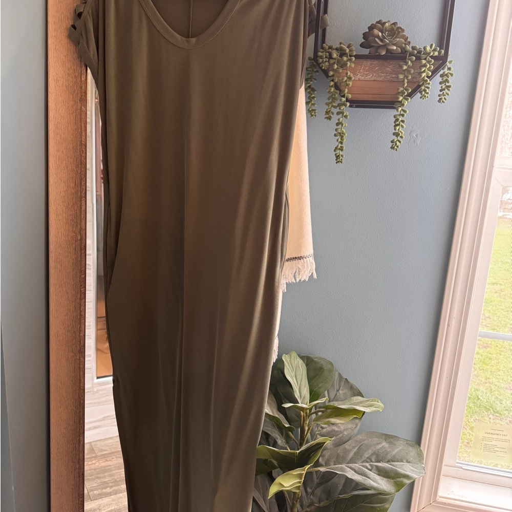 XS Buckle Maxi Dress (olive green)
